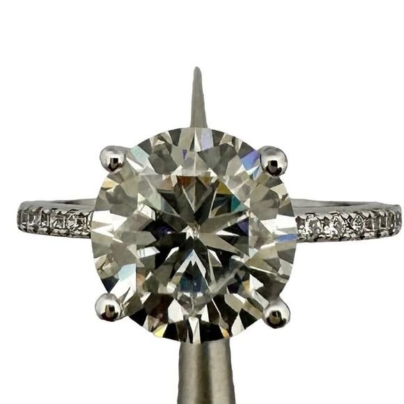 Round Cut Moissanite Diamond Engagement Ring 2 Ct Brilliant 18K Finish Size 6 - Picture 1 of 12